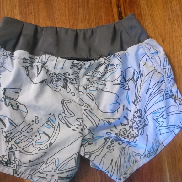 Columbia Omni-Wick Shorts - Picture 4 of 5